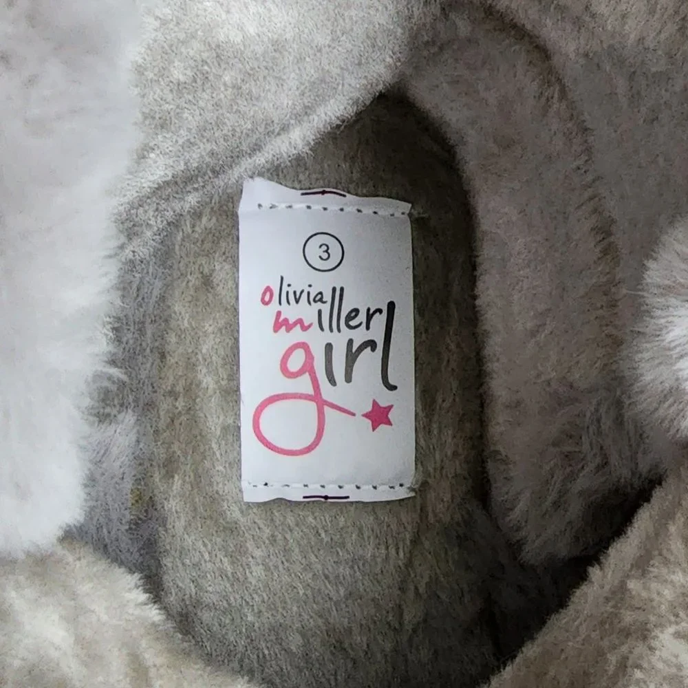 NWT Olivia Miller Girls' Star Slipper Boots Size 3